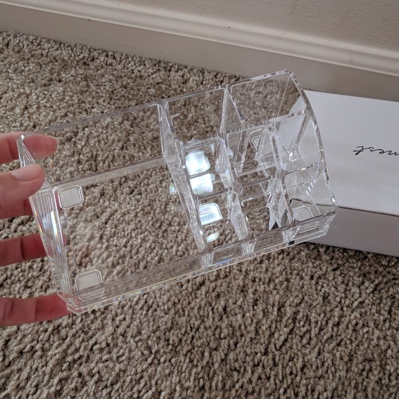 9 compartments deluxe makeup organizer - Picture 4 of 4